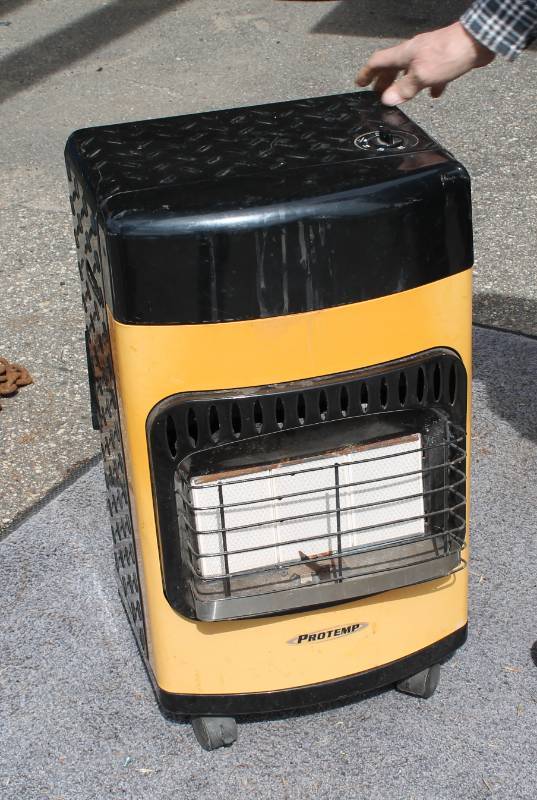 lot 80 image: Protemp LP Heater No Tank Included