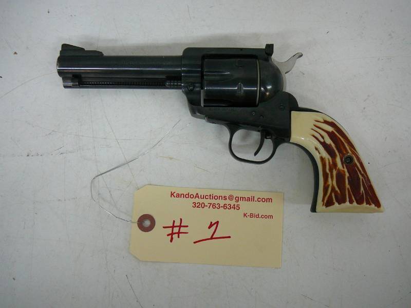 lot 1 image: Revolver