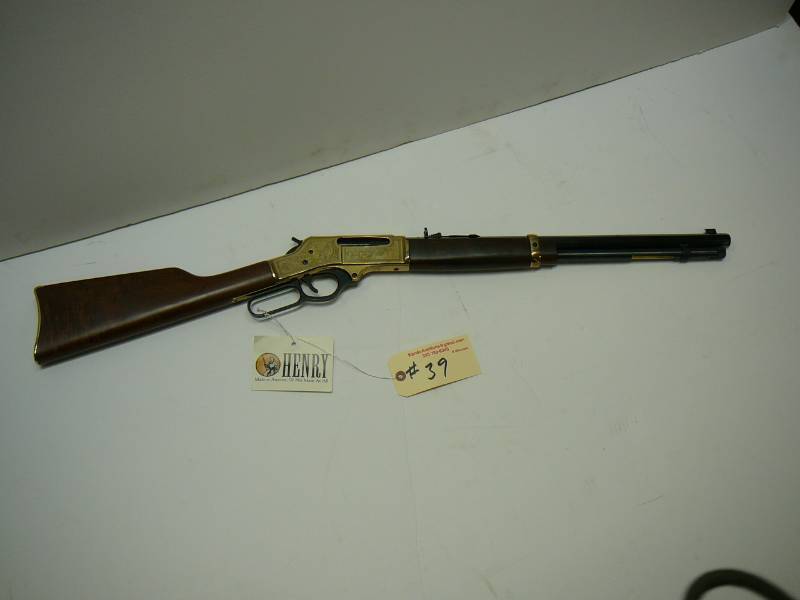 lot 39 image: New Henry H009 BWL 30-30 With Box