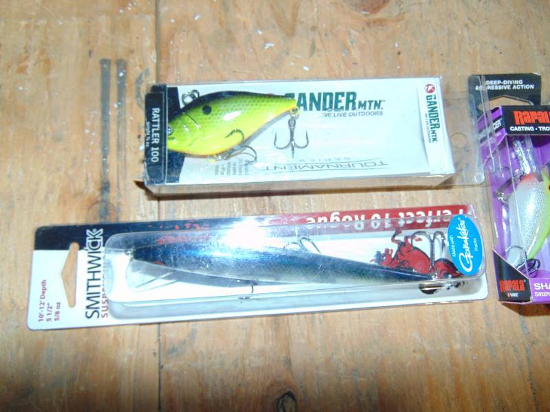 lot 12 image: Fishing Tackle