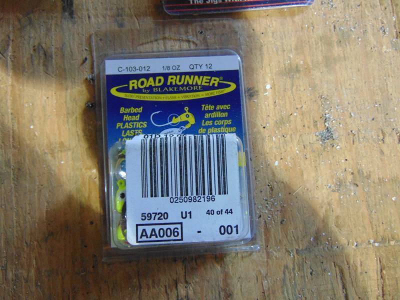 lot 15 image: Fishing Tackle