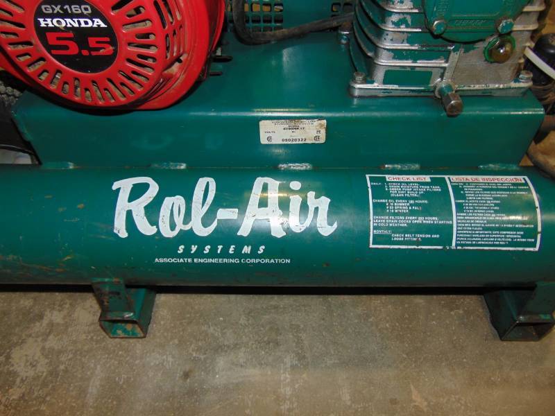 lot 40 image: Rol-Air Twin Barrel Portable Air Compressor With 5.5 HP Honda Engine