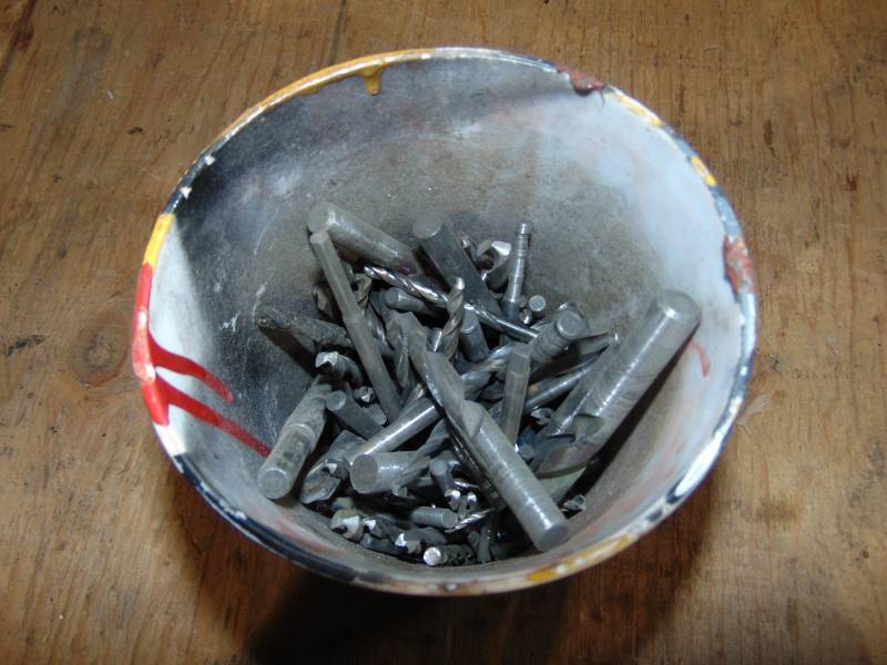lot 49 image: Lot of Drill Bits