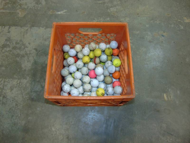 lot 52 image: Lot of Golf Balls