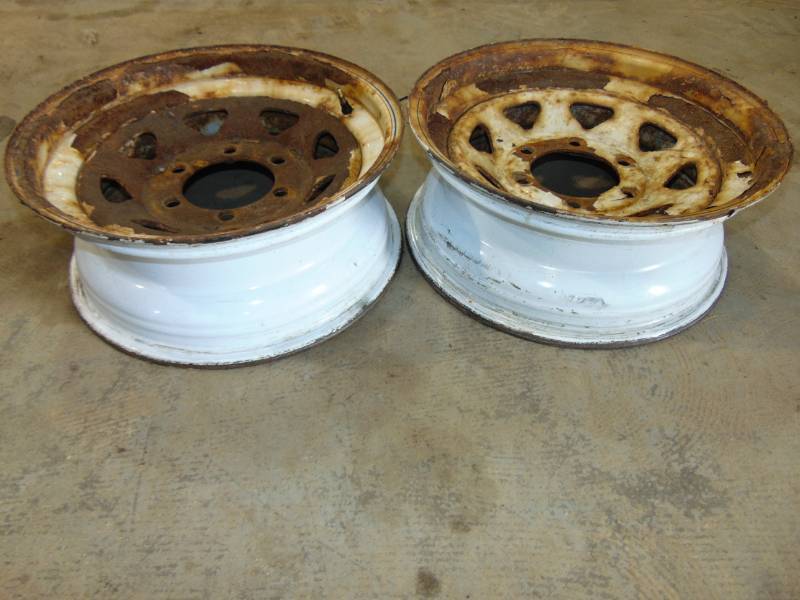lot 68 image: (2) Spare Rims