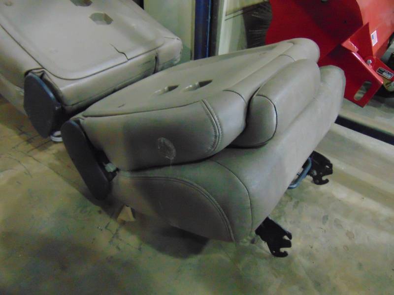 lot 70 image: (2) Vehicle Chairs