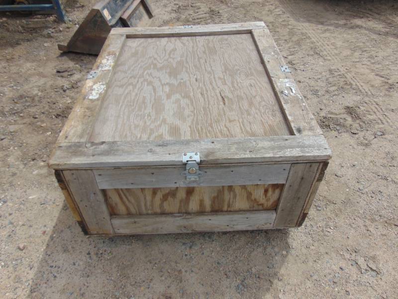 lot 92 image: Wooden Storage Box With Hinges