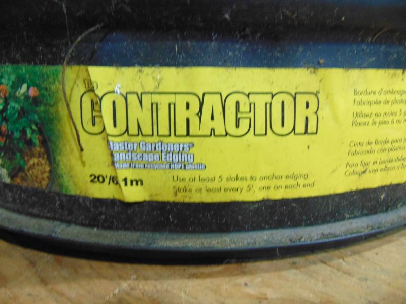lot 100 image: Roll of Contractor Edging