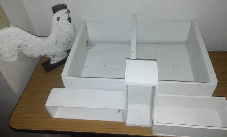 lot 88 image: Vintage white wood crate and more.