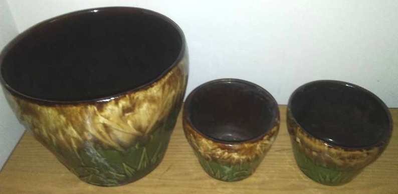 lot 99 image: Roseville Pottery - 3.