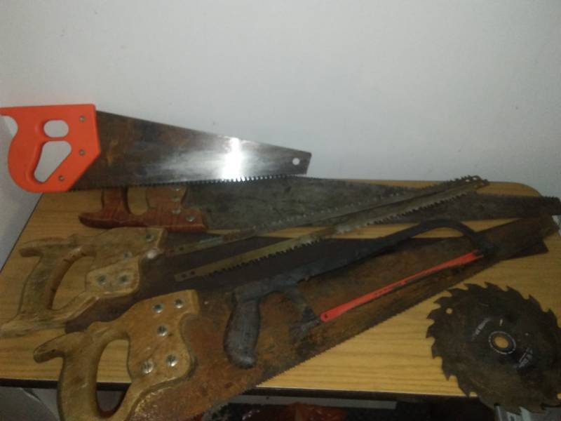 lot 195 image: Saws and Blades.