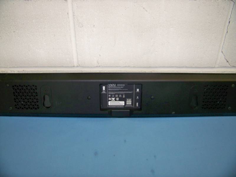 lot 18 image: Vizio, 36, 2.1 Channel Soundbar with Built-In Dual Subwoofers with Remote Control