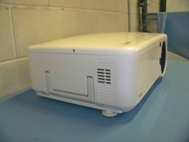 lot 27 image: NEC, NP4100W, Dual Lamp, DLP Projector without Lens