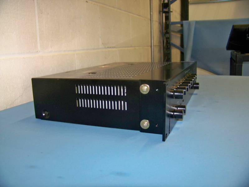 lot 34 image: TOA, 900 Series II, 8 Channel Mixer  Power Amplifier  Amp with (1) Rear Module