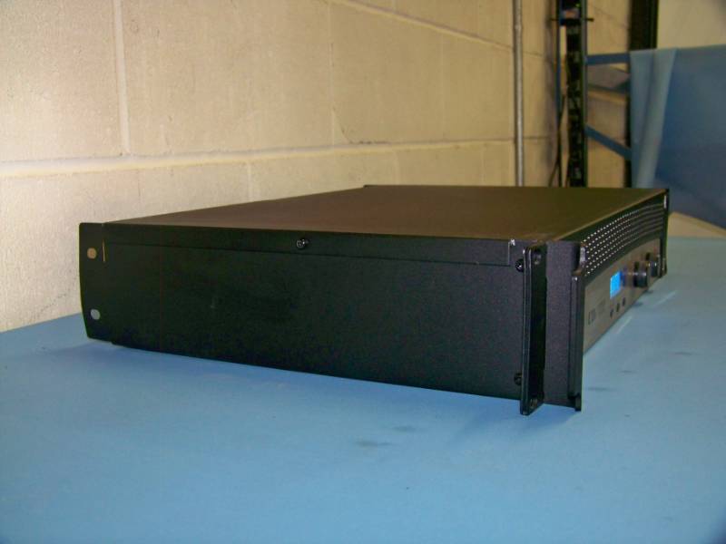 lot 31 image: Crown, CDi 1000, 2-Channel, Commercial Amplifier  Amp