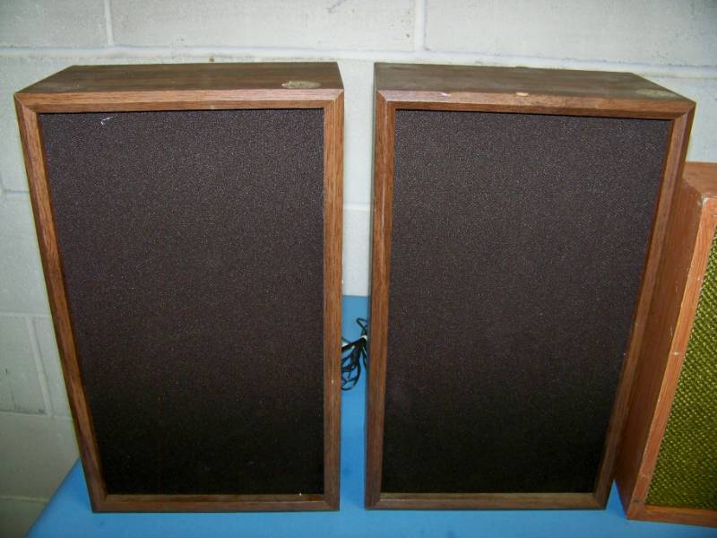 lot 89 image: Miscellaneous Speakers