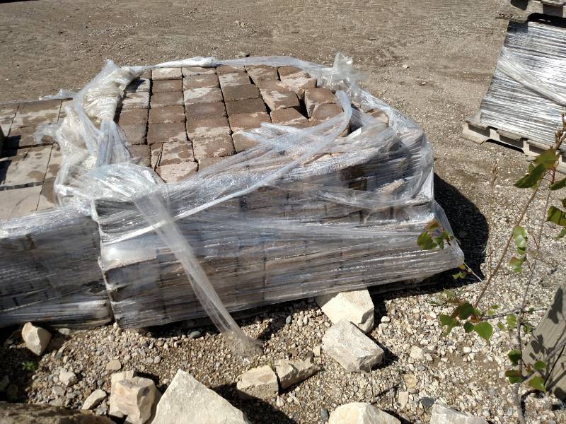 Pallet of Small Circle Pavers