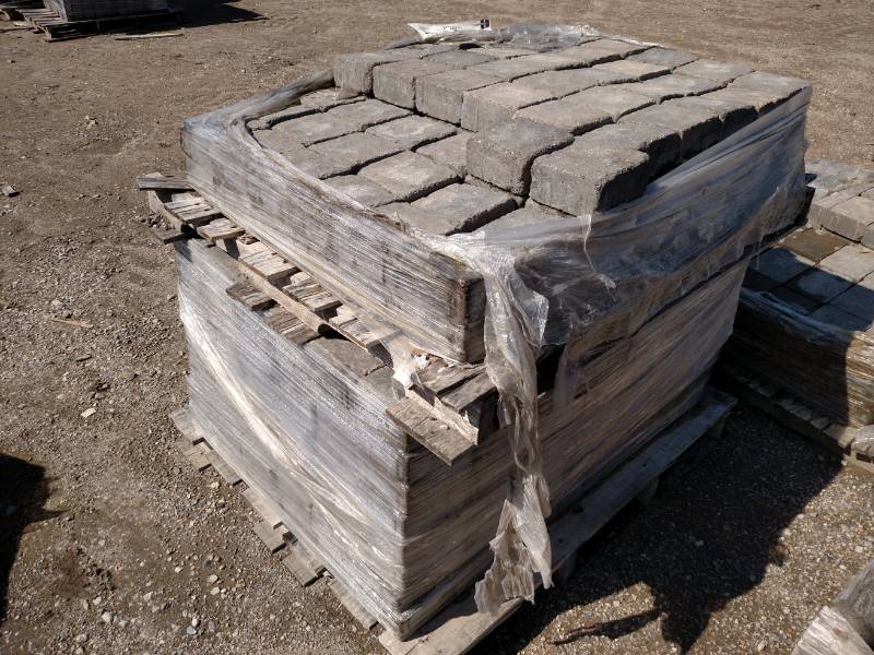 (2) Pallets of Charleston 5x5 Pavers
