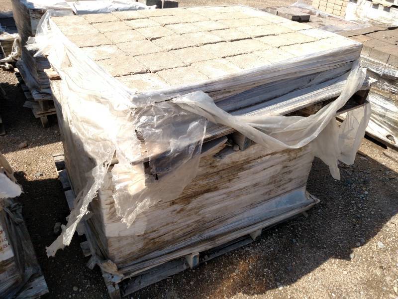 (2) Pallets of Charleston 5x5 Cambray Tan Pavers
