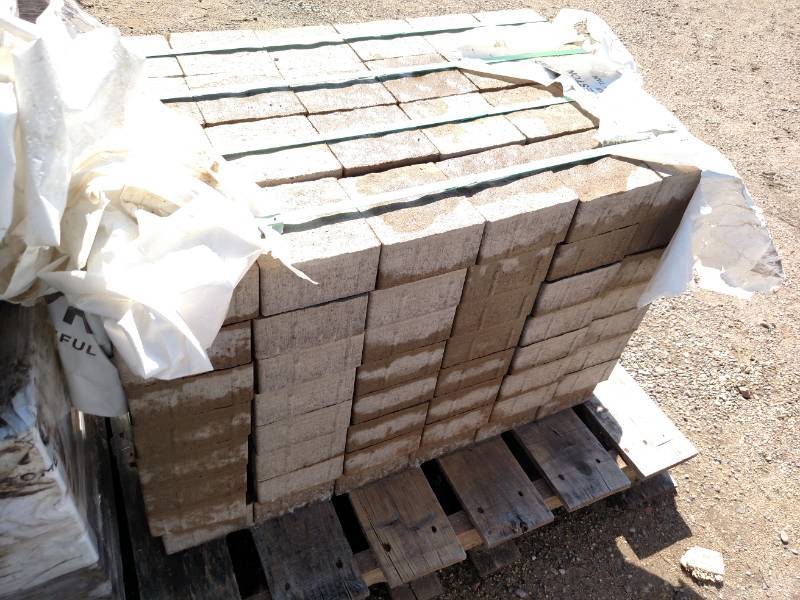 Pallet of Afton 5x5 Cambray Tan Pavers