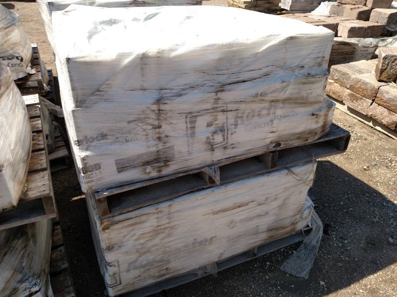 (2) Pallets of Block...