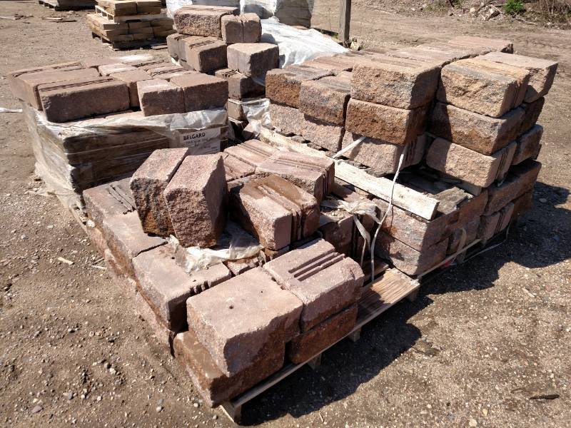 (4) Pallets of Block...