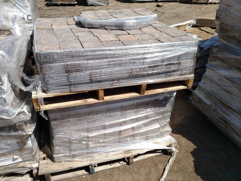 (2) Pallets of Pavers...