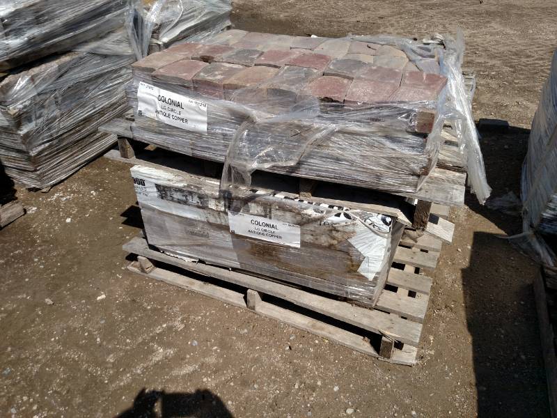 (2) Pallets of Colonial Circle Pavers
