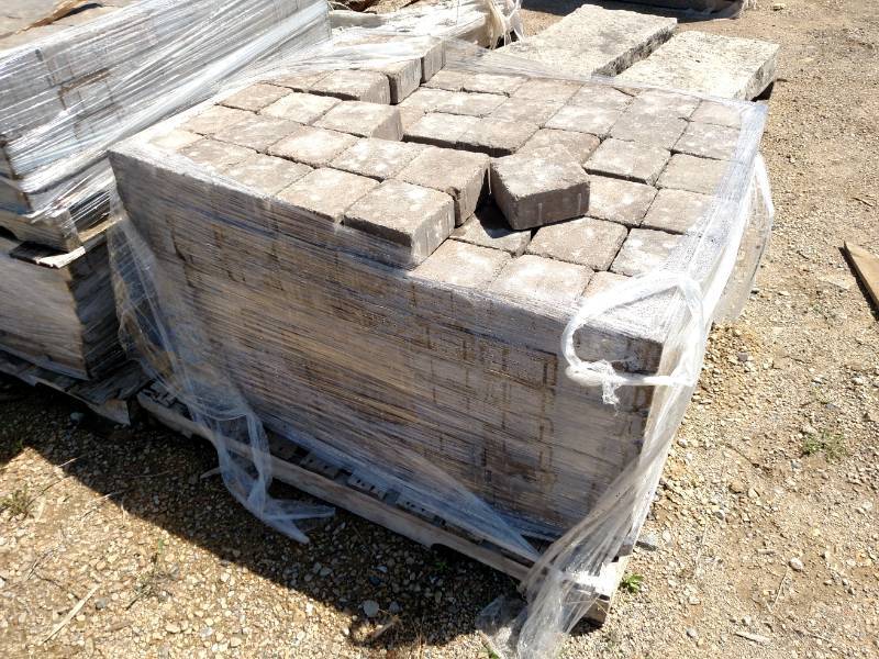 (2) Pallets of Pavers...