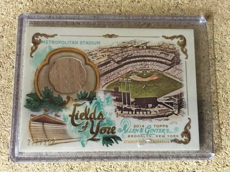 2014 Topps Allen & Ginters Metropolitan Stadium Card