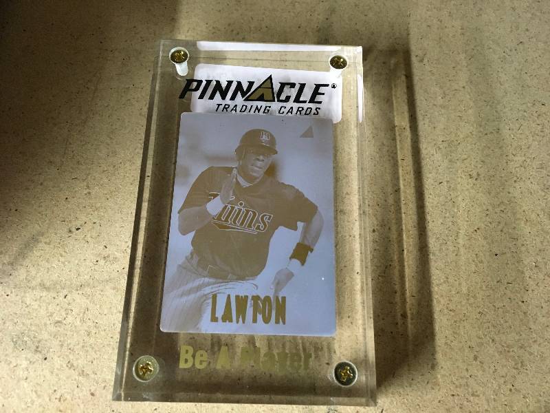 1997 Pinnacle Magenta (Red) Lawton Card 11