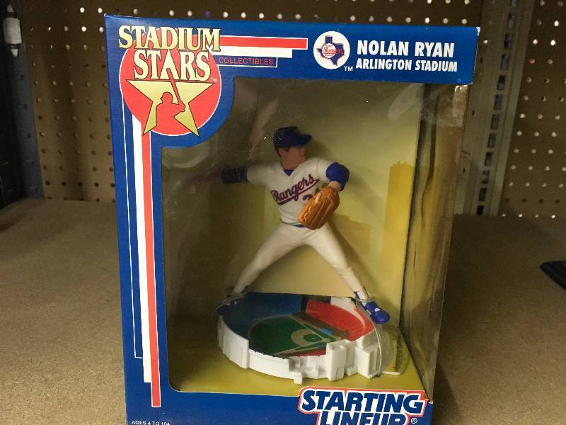 Stadium Stars Starting Lineup Nolan Ryan Figurine