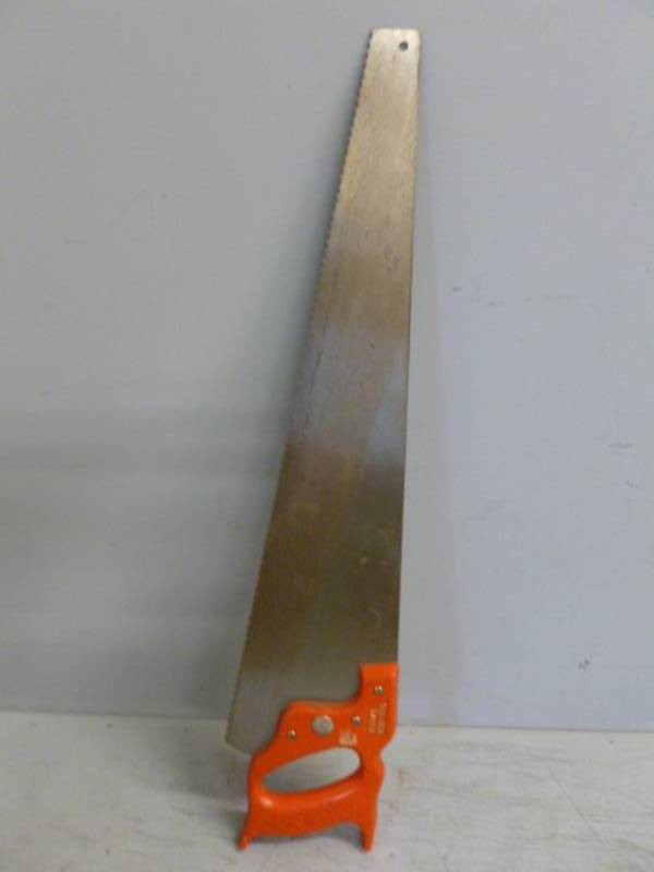 lot 12 image: Vintage Saw