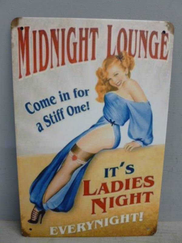 lot 21 image: Sign