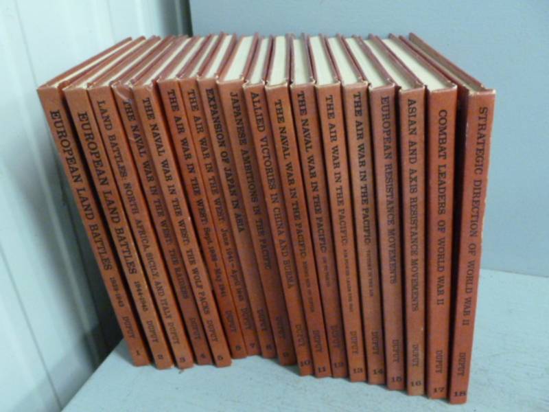 lot 56 image: Vintage Book Set