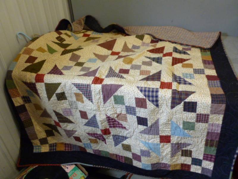lot 97 image: Quilt