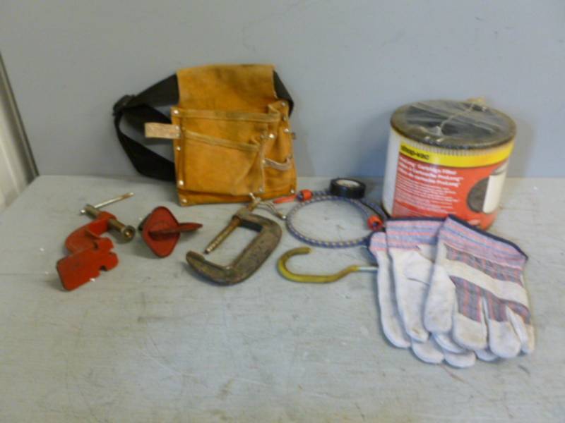 lot 106 image: Tools