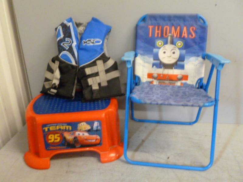 lot 118 image: Kids Items