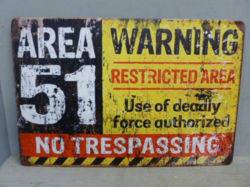 lot 125 image: Sign