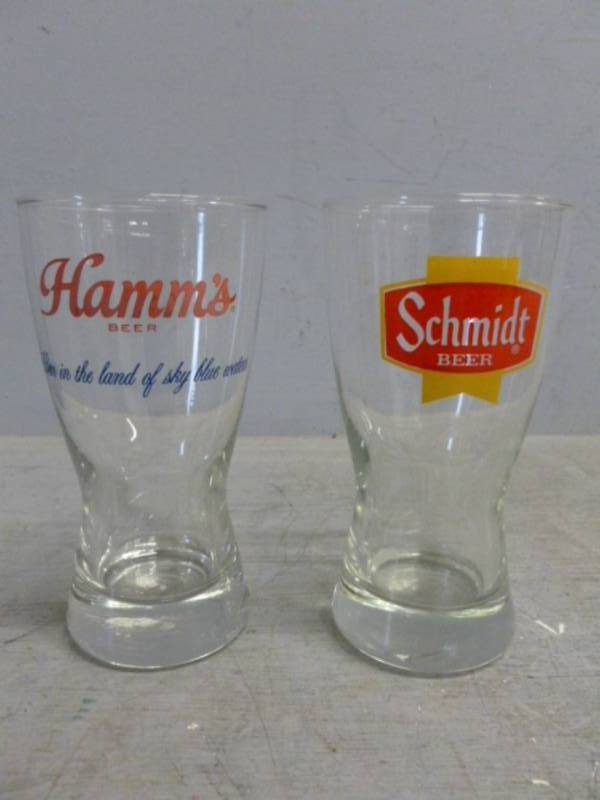 lot 132 image: Vintage Hamms