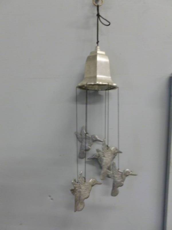 lot 148 image: Wind Chime