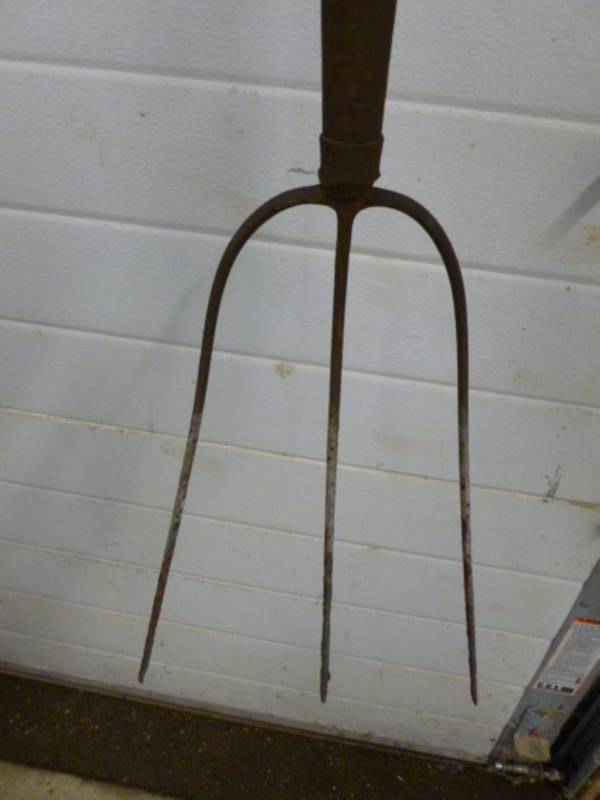 lot 181 image: Vintage Hay Fork