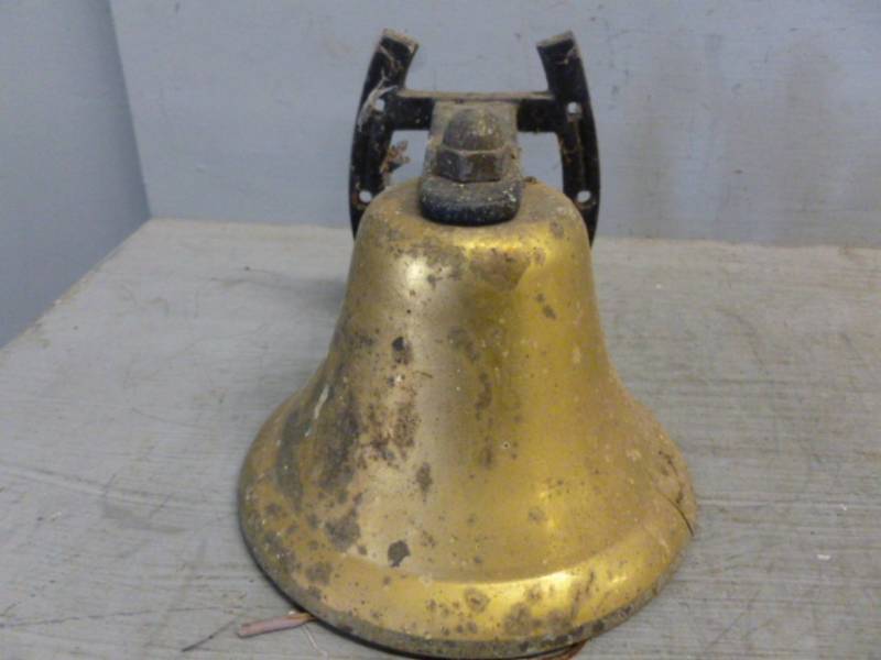 lot 237 image: Vintage Brass Bell