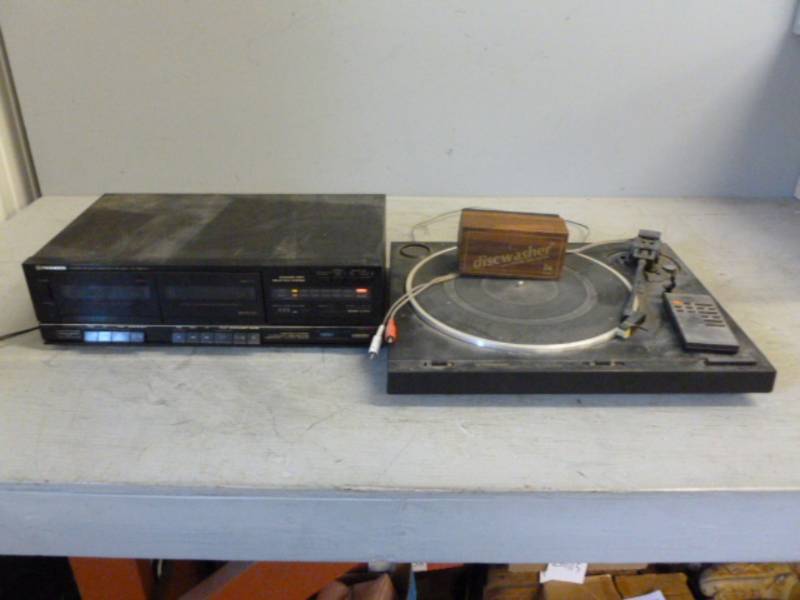 lot 274 image: Pioneer Electronics