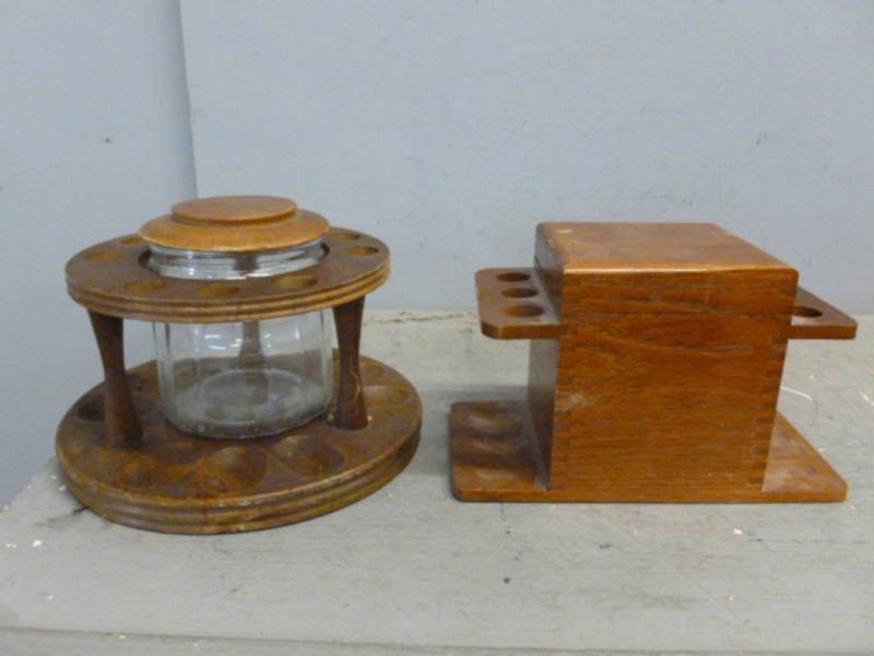 lot 280 image: Vintage Smoking Pipe Racks