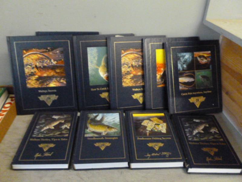 lot 282 image: Book Set