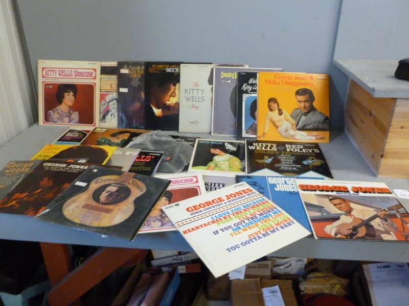 lot 287 image: Vintage Record Albums