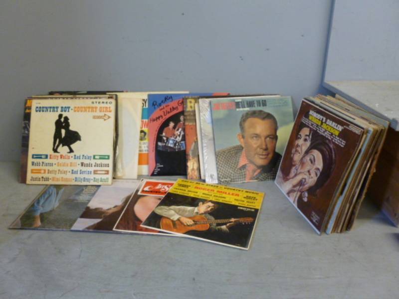lot 289 image: Vintage Record Albums