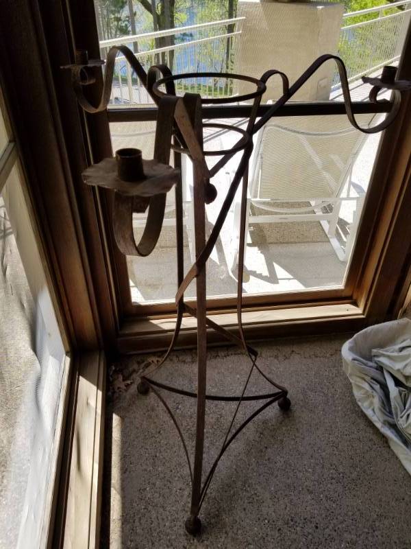 lot 104 image: Tall Iron Plant Stand with Candelabra