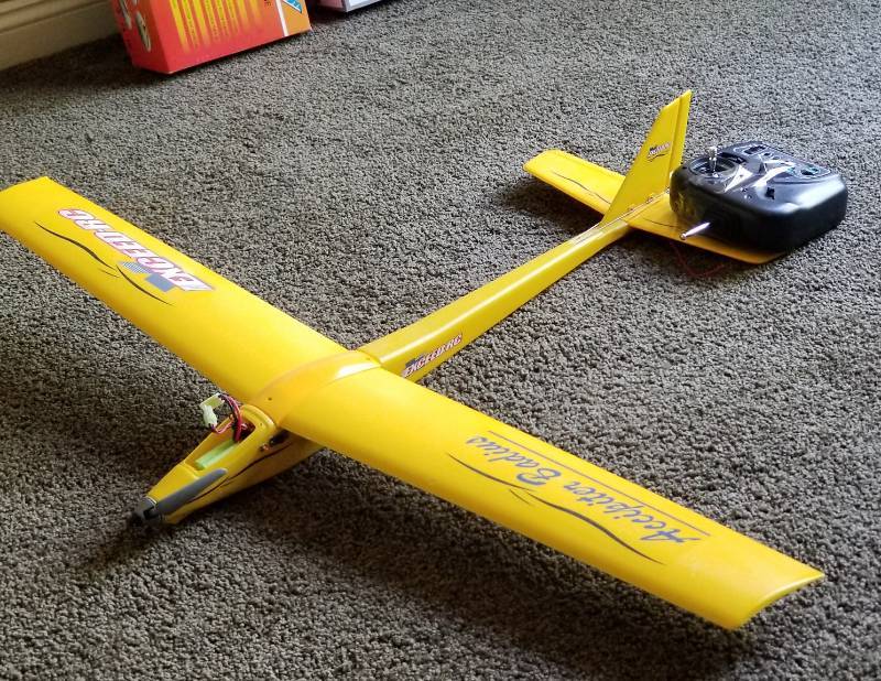 lot 133 image: Remote Control Planes and Kite